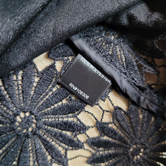 NWT Berek Black Lace Daisy Blazer Womens L Whimsigoth Party Cocktail Jacket - Picture 9 of 11